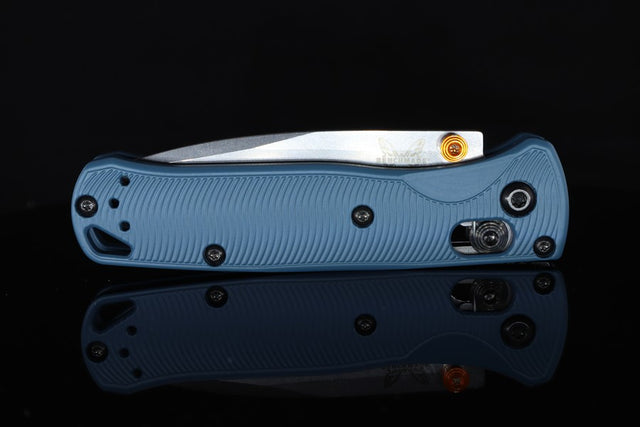 Benchmade Mini Bugout 533 aluminum scale, Cerakote in Civil Defense Blue