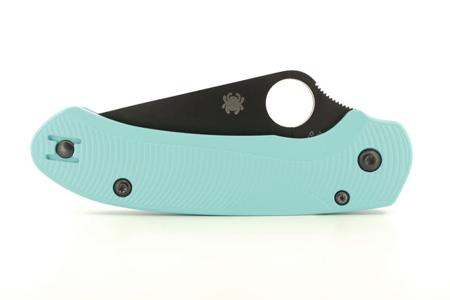 Spyderco Para 3 LW aluminum scale, Cerakote in Robin's Egg Blue